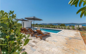 Awesome apartment in Sveti Filip i Jakov with Outdoor swimming pool, WiFi and 2 Bedrooms